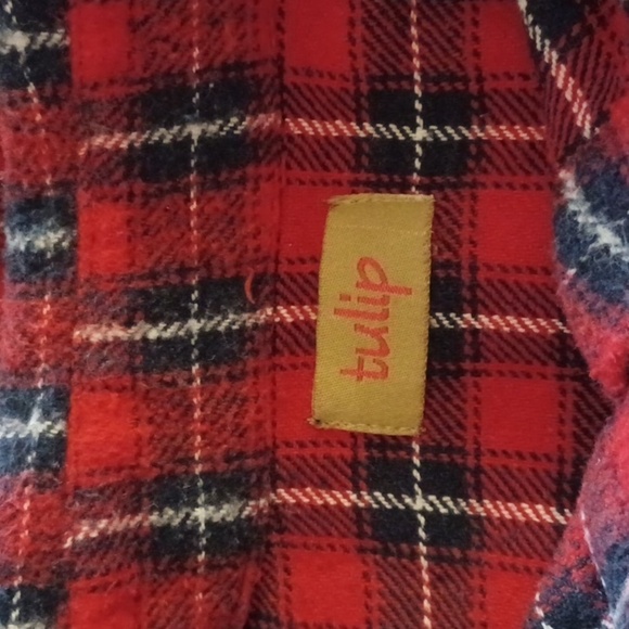 TULIP Plaid Flannel Button Down Shirt Or Shacket - Picture 9 of 11